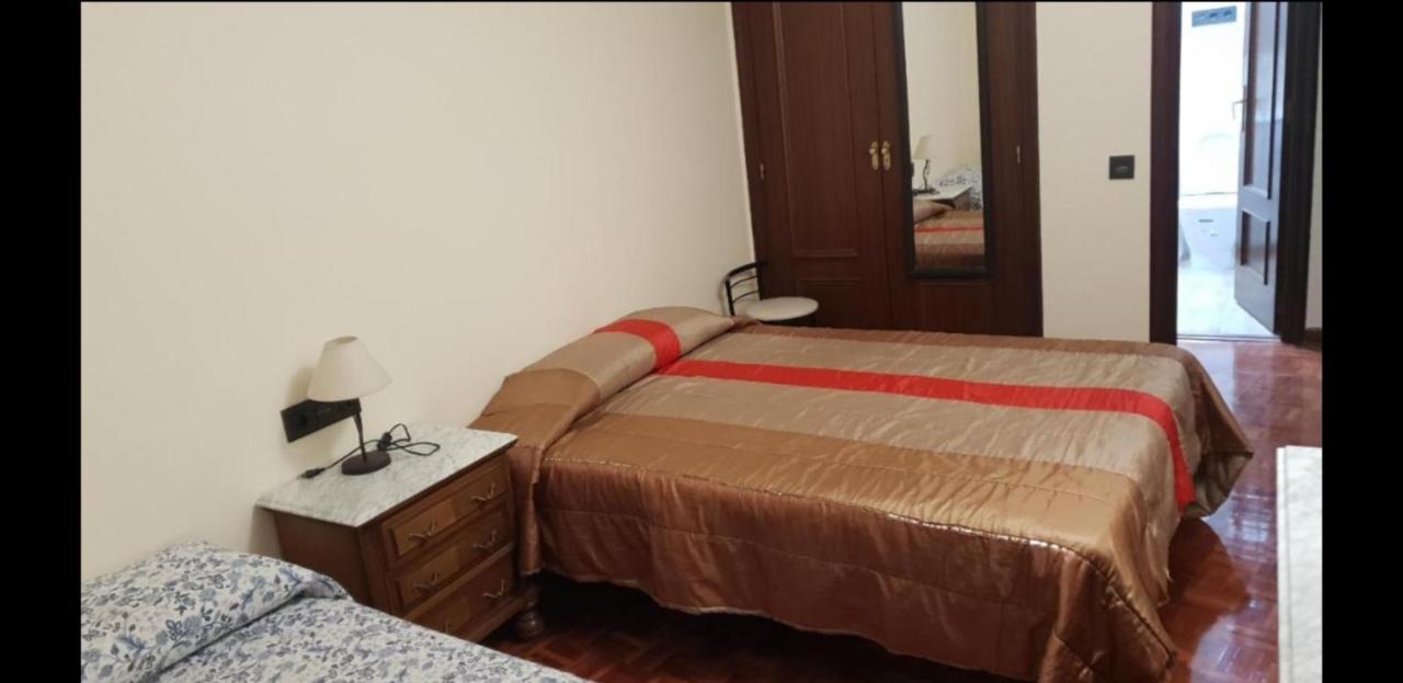Apartamentos Salamanca Puerta Zamora, Centro, Wifi, 2 Habitaciones, Parking Luaran gambar