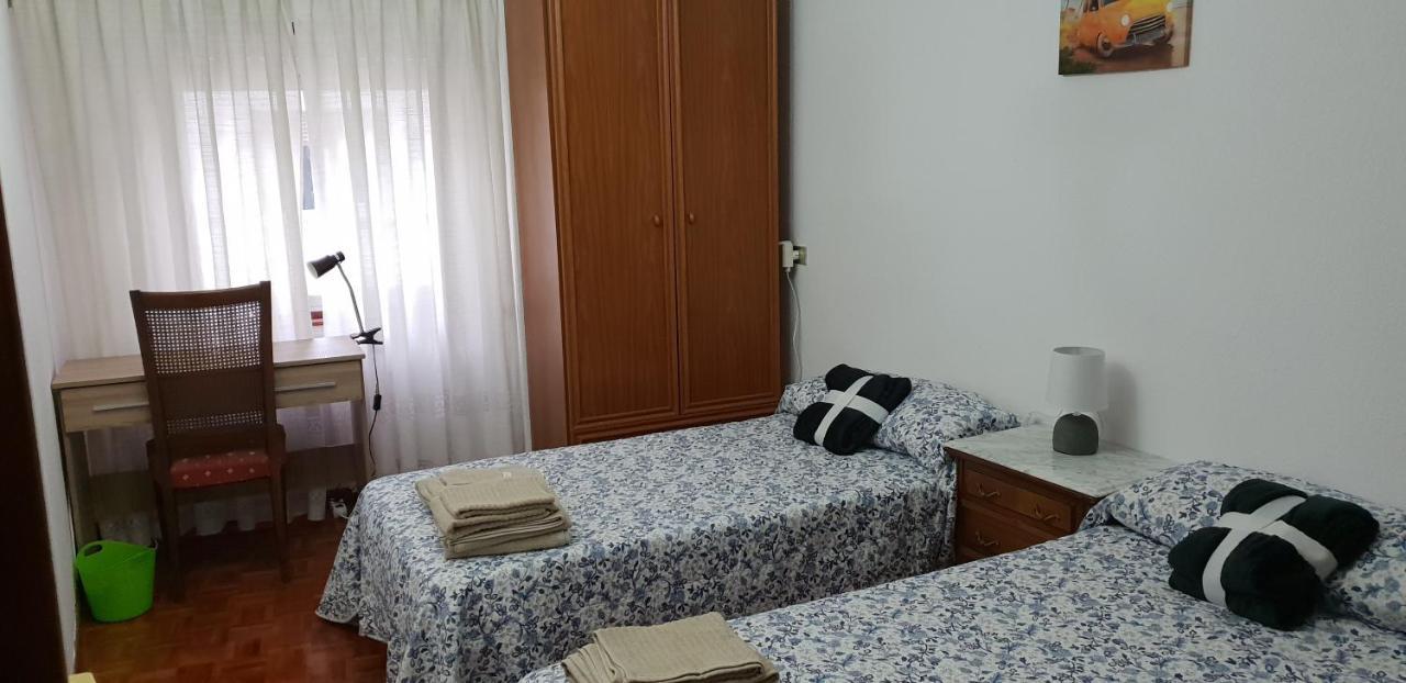 Apartamentos Salamanca Puerta Zamora, Centro, Wifi, 2 Habitaciones, Parking Luaran gambar